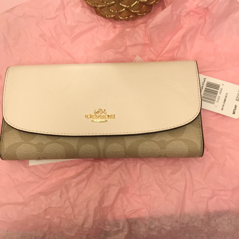 BNWT Coach Signature Checkbook Wallet